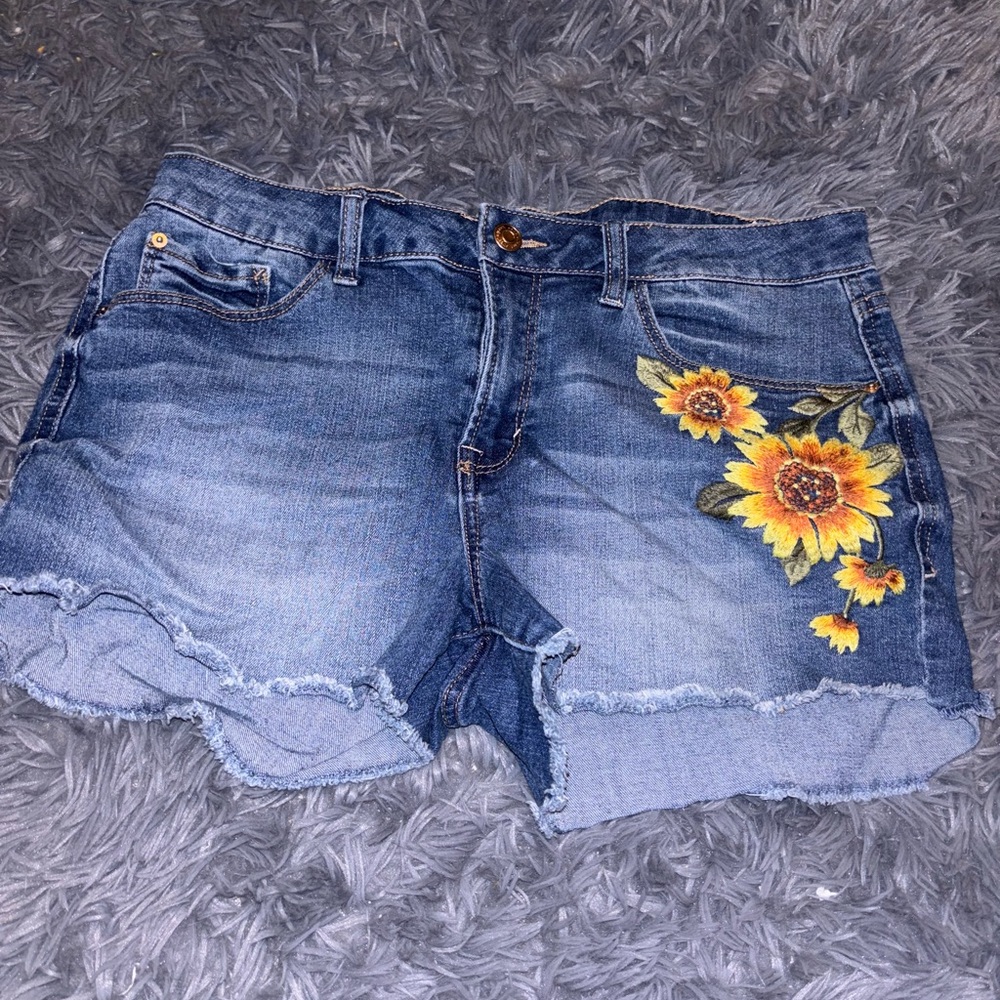 Kensie Denim Jean Shorts with Yellow Sunflower Embroidery